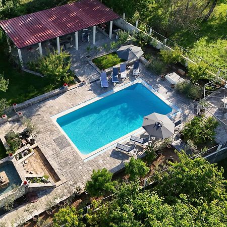 Pool House Maslina Lejlighed Mostar Eksteriør billede