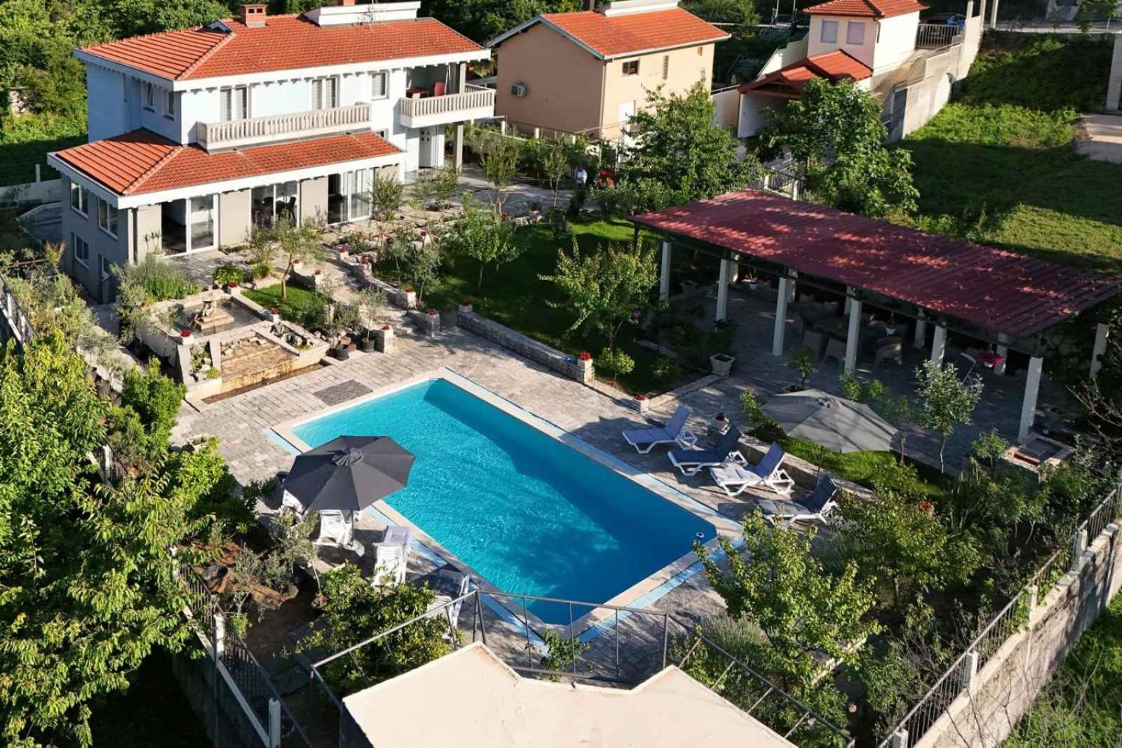 Pool House Maslina Lejlighed Mostar Eksteriør billede