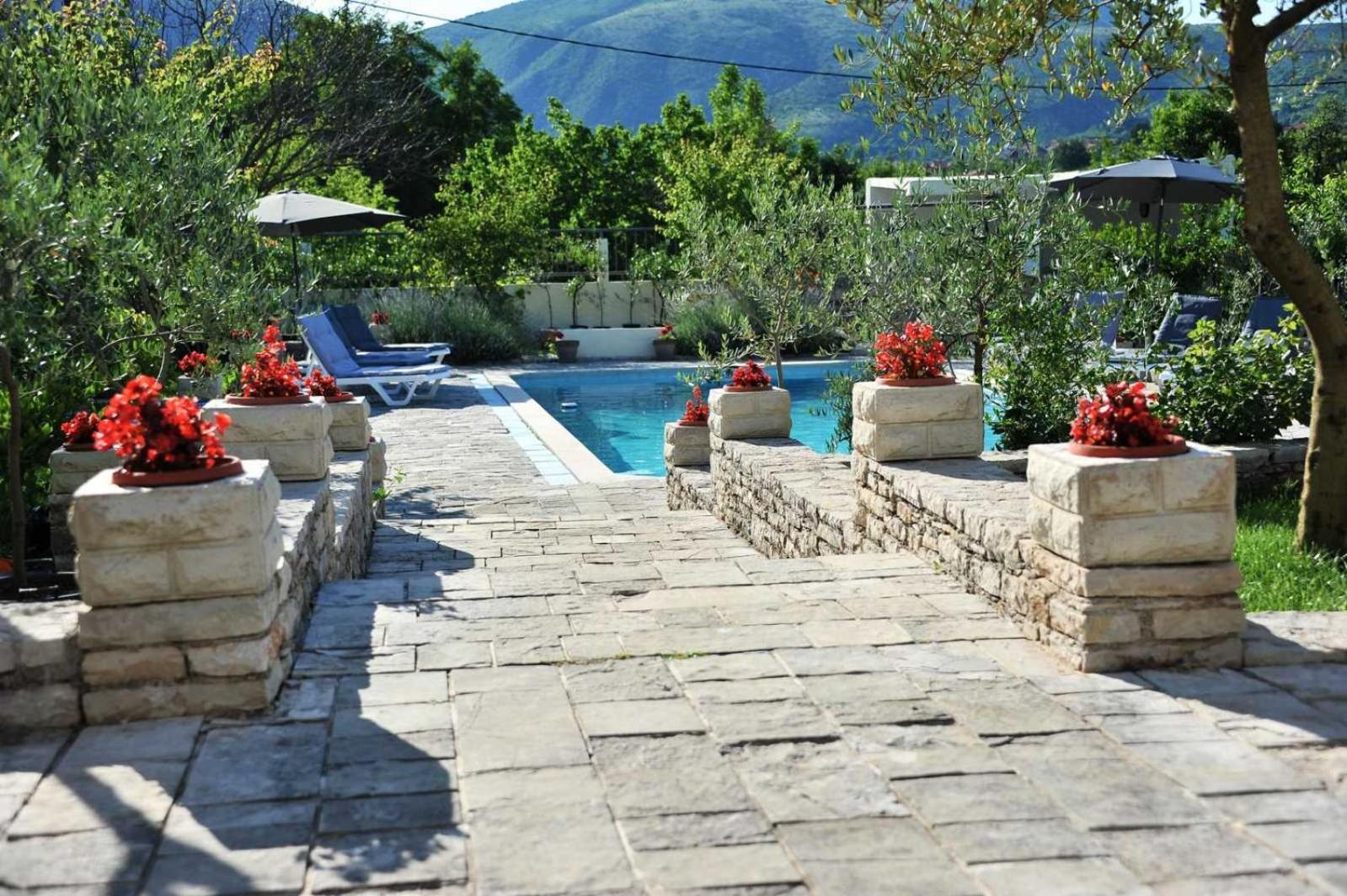 Pool House Maslina Lejlighed Mostar Eksteriør billede
