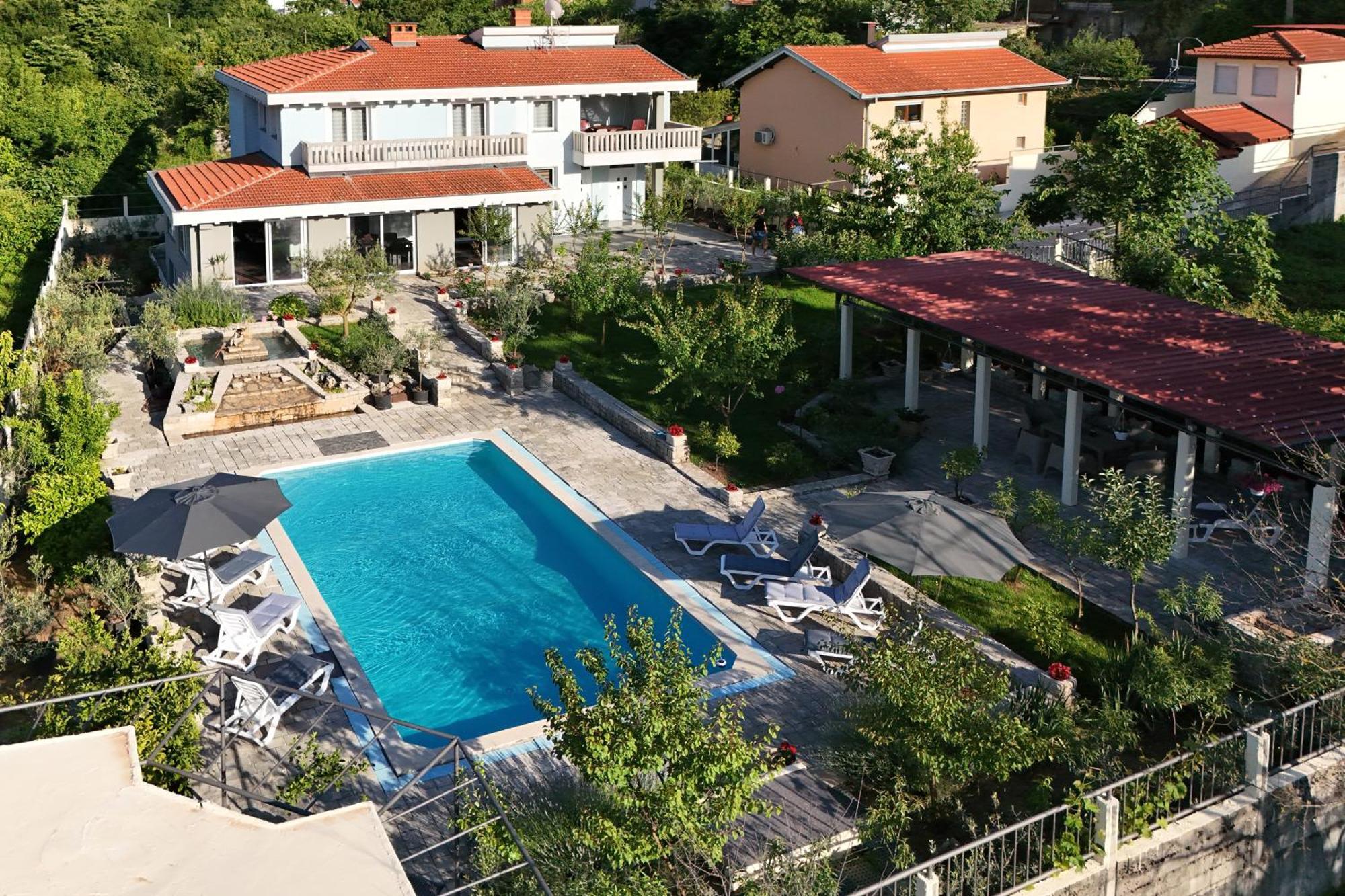 Pool House Maslina Lejlighed Mostar Eksteriør billede